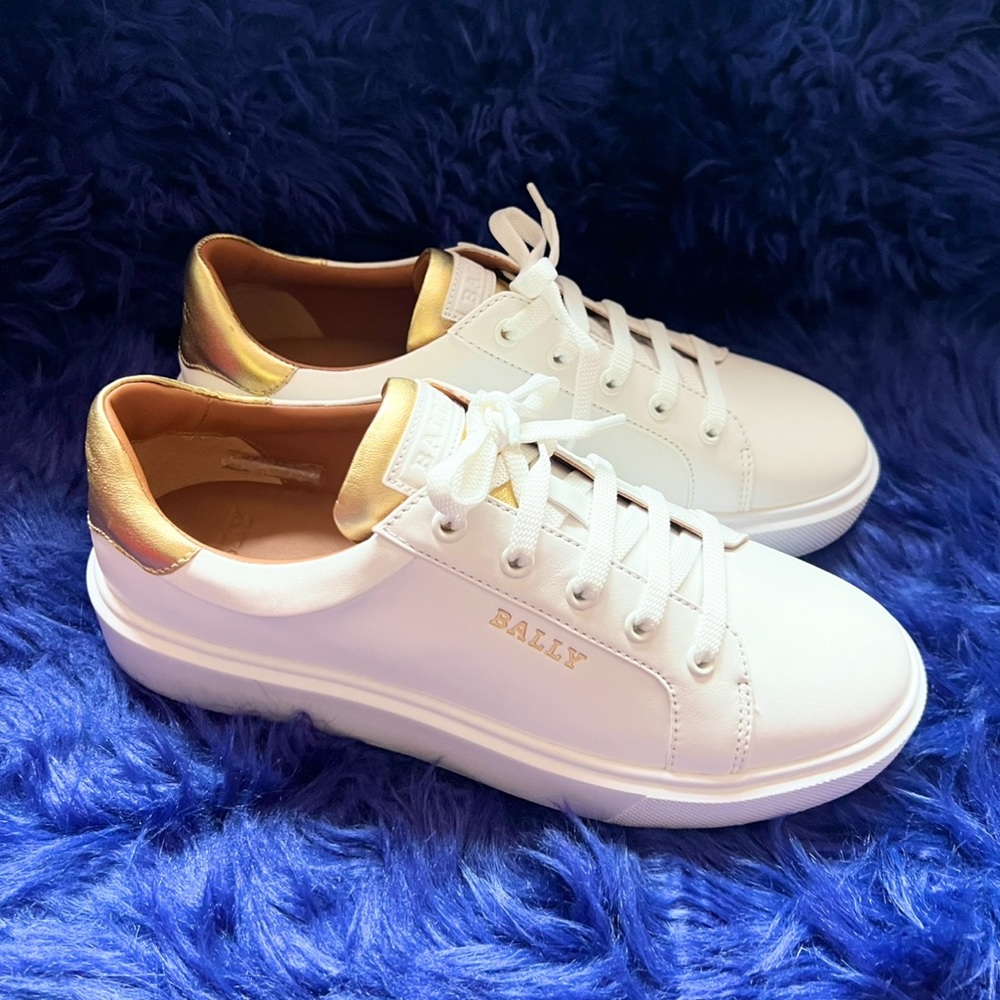 ❤️SOLD❤️ New! BALLY Logo White Leather Sneakers - Picture 5 of 12